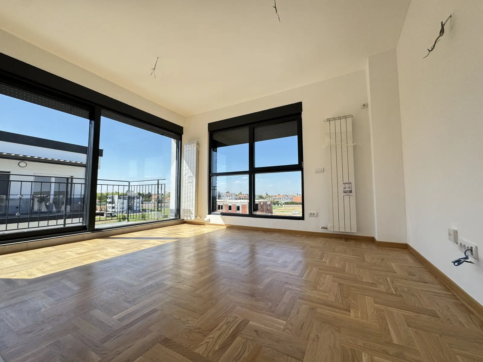 LUX PENTHAUS SA NAJLEPŠIM POGLEDOM NA EXPO