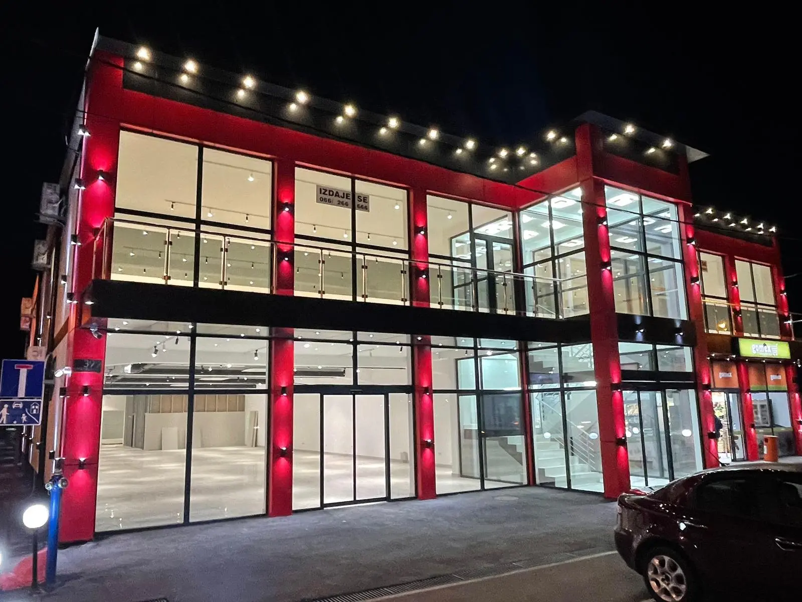 LOKAL U VOJVOĐANSKOJ – EKSKLUZIVAN SA VISINOM 3.70 M
